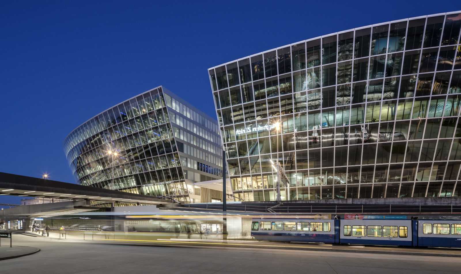 circle_exterior_night